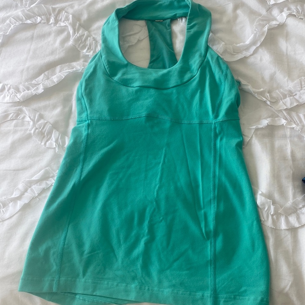 lululemon workout top, brighter turquoise in person